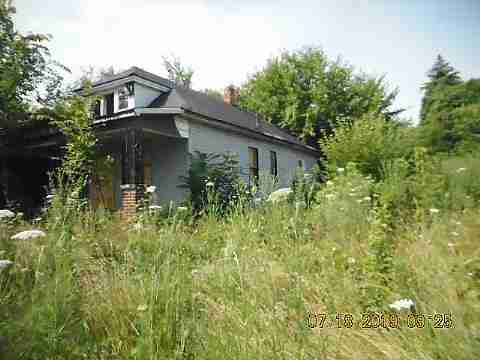 5421 Garland (4)_m.jpg